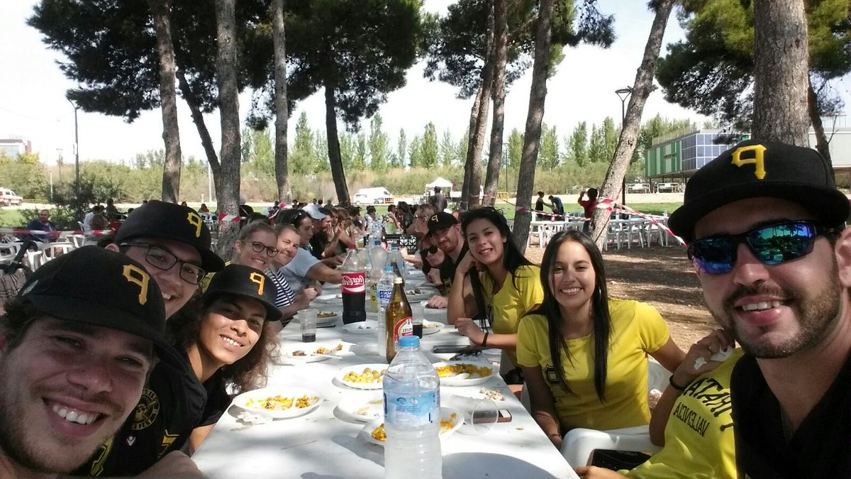 Gracias <a href="/MULTIPATERNA/">MULTIPATERNA</a>  por esta magnífica paella. De categoría mundial