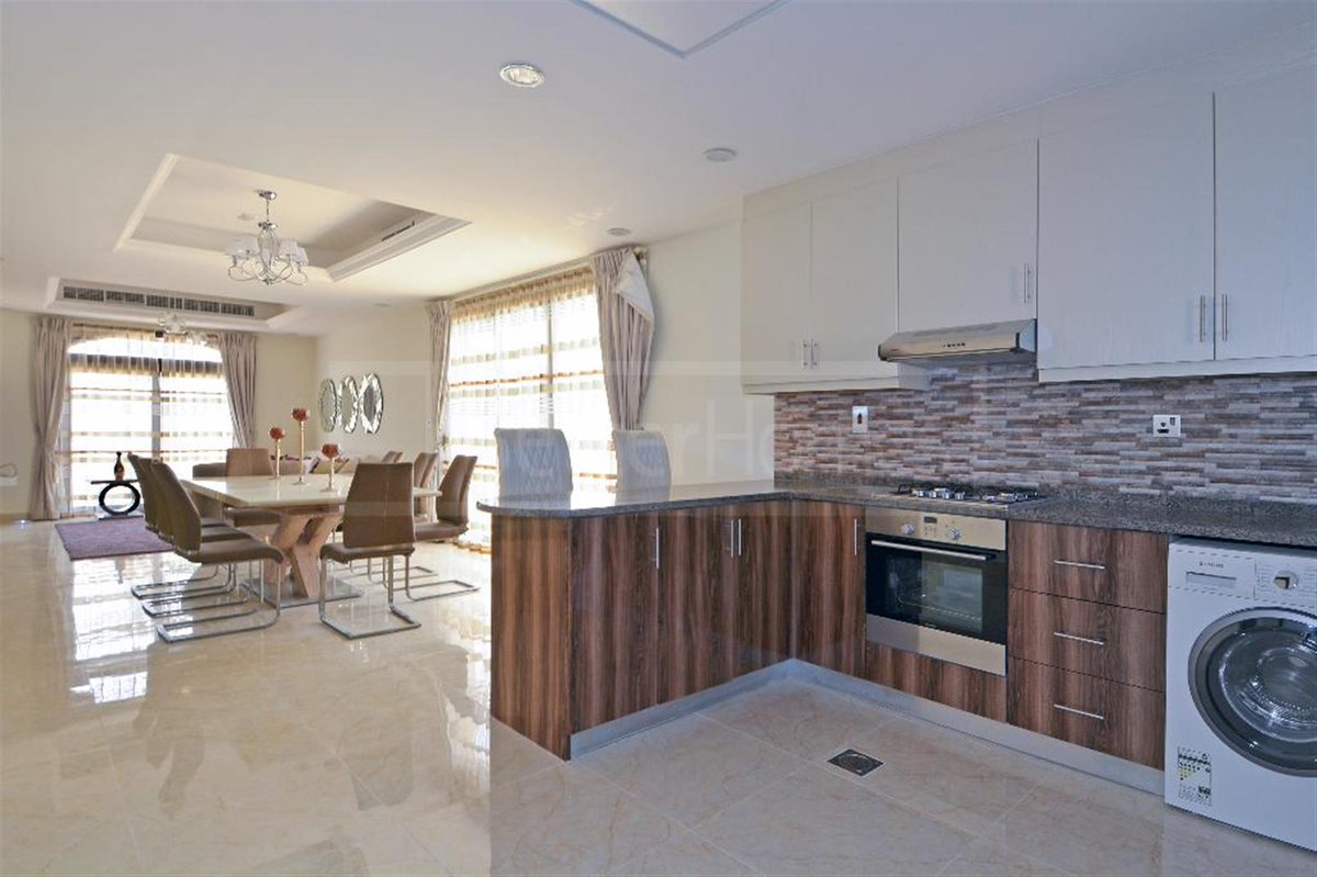 viewpinneruae's tweet photo. Come #home to a tranquil and safe #community, a #townhouse close to #schools, &amp; other key areas https://t.co/4kKWTJTgs5 #viewpinner #mydubai https://t.co/eUYTE0zlhm