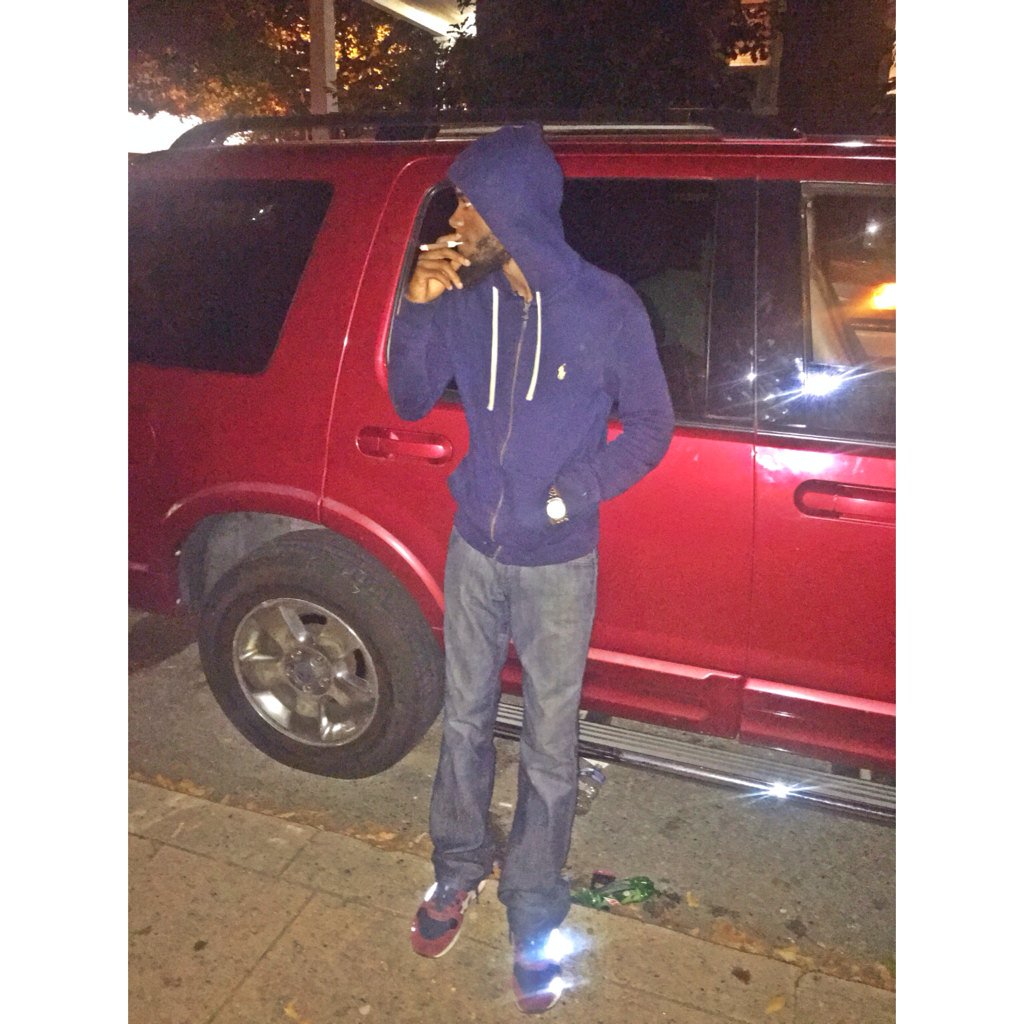 RicoZay's tweet photo. One Thing About These Streets They Ain't No Love for A Nigga. ๐ฏ๐ฏ #FreeMyBothers #RipBeanz #RipBlock https://t.co/ePMl3xXT58