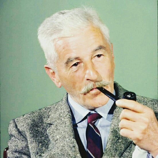 25 сентября 1897 года родился Уильям Фолкнер, американский писатель, лауреат Нобелевской премии по литературе