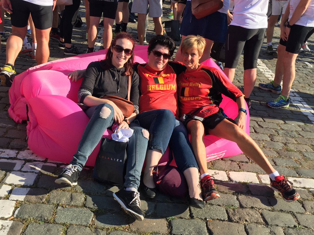 TeamBettyBEL's tweet photo. Ready for our race today @RememberBetty #racefoethecure https://t.co/7Euo6IiY9g
