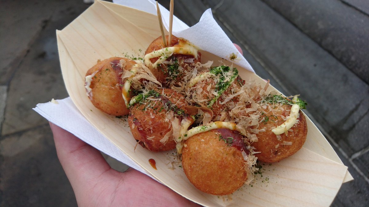 IndieDevM's tweet photo. Took me all of a minute to find takoyaki. Ultimate breakfast! https://t.co/tZp4iTT6sk