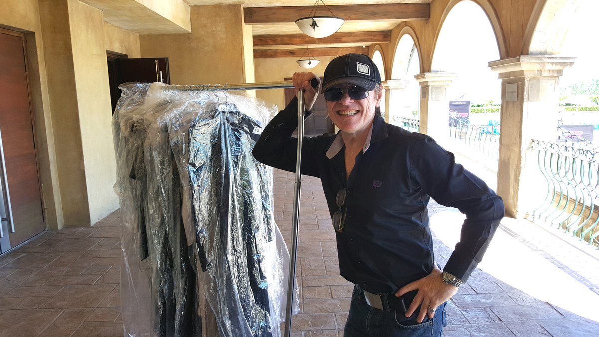MONTECASINOZA's tweet photo. Glamorous designer outfits are going to be taking to the stage at 12pm with @JJSchoeman #MonteSpringFest https://t.co/rCImbI8iin