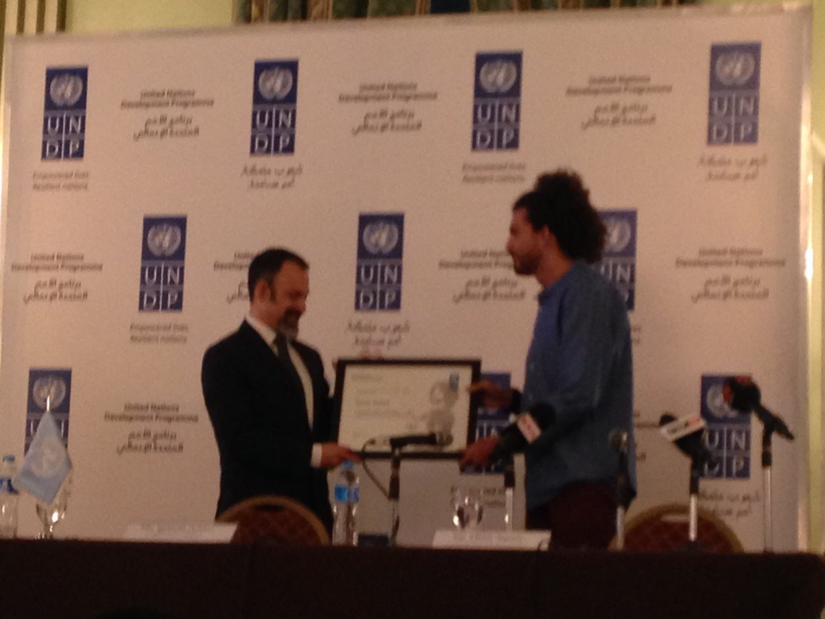 Yasmin_Helal's tweet photo. Appointing @omarsamra as #undp's goodwill ambassador, for he sees no limits to what we can accomplish as people @WildGuanabana https://t.co/eBRBEKr73F