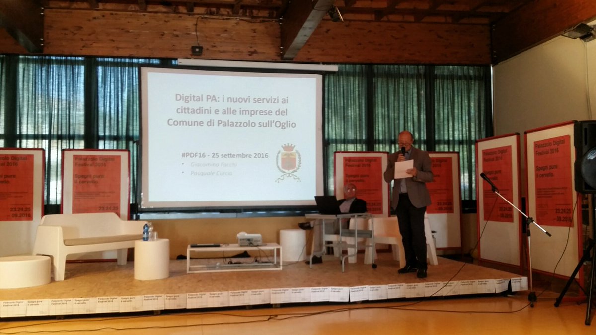 PalazzoloHub's tweet photo. Ultimo appuntamento a #PDF2016: i servizi on line ai cittadini e alle imprese di Palazzolo sull'Oglio https://t.co/ciDmrUXI5x