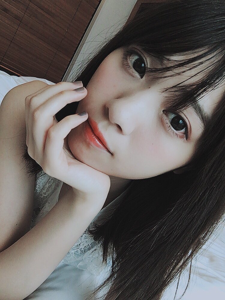 Ryuta_06coco's tweet photo. 今日はパシフィコ横浜で乃木坂の握手会行ってきた！
メンバーは、まいやん、七瀬、ななみん、わかでした！
みんなひとりひとり超絶可愛かった！
まいやんにはウシジマくん見る約束したし、七瀬とは写真集買う約束したから守らなきゃw
最後のまいやんのデコ出しにはやられた☺️
#乃木坂46 https://t.co/DiKc207wXa