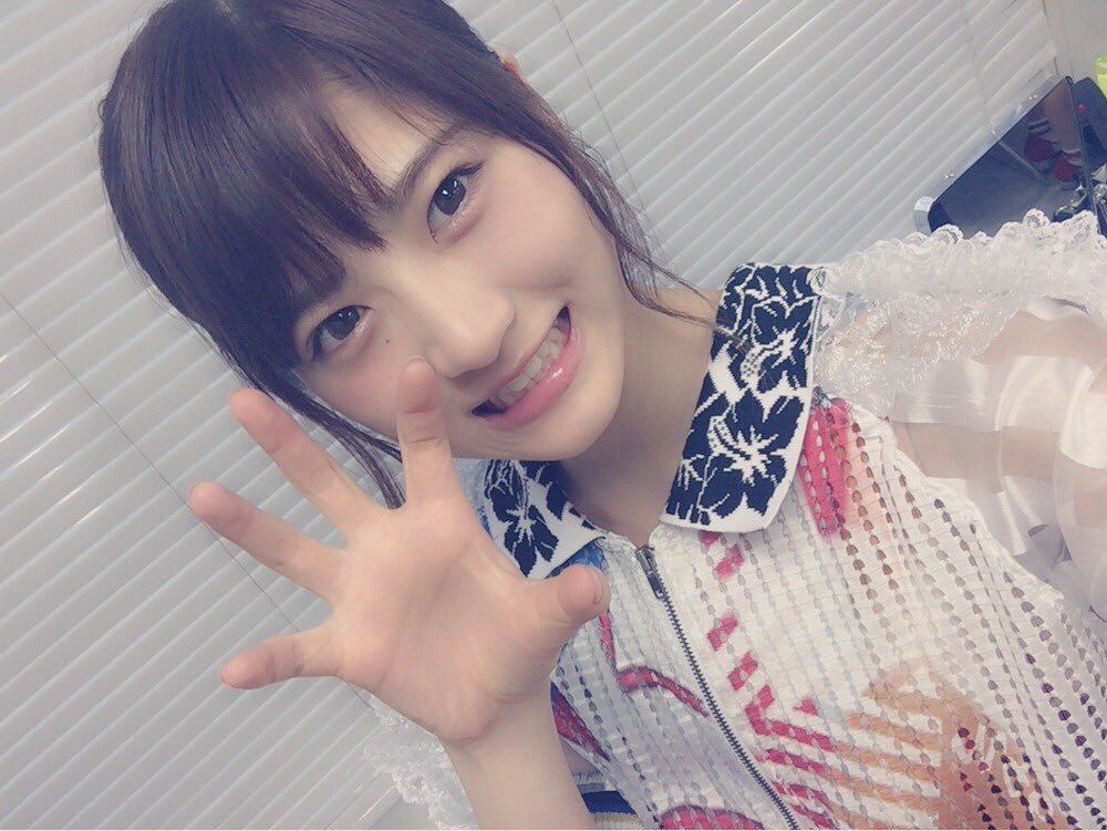 Ryuta_06coco's tweet photo. 今日はパシフィコ横浜で乃木坂の握手会行ってきた！
メンバーは、まいやん、七瀬、ななみん、わかでした！
みんなひとりひとり超絶可愛かった！
まいやんにはウシジマくん見る約束したし、七瀬とは写真集買う約束したから守らなきゃw
最後のまいやんのデコ出しにはやられた☺️
#乃木坂46 https://t.co/DiKc207wXa