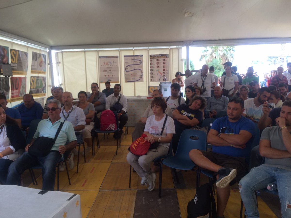 M5S Europa tweet media