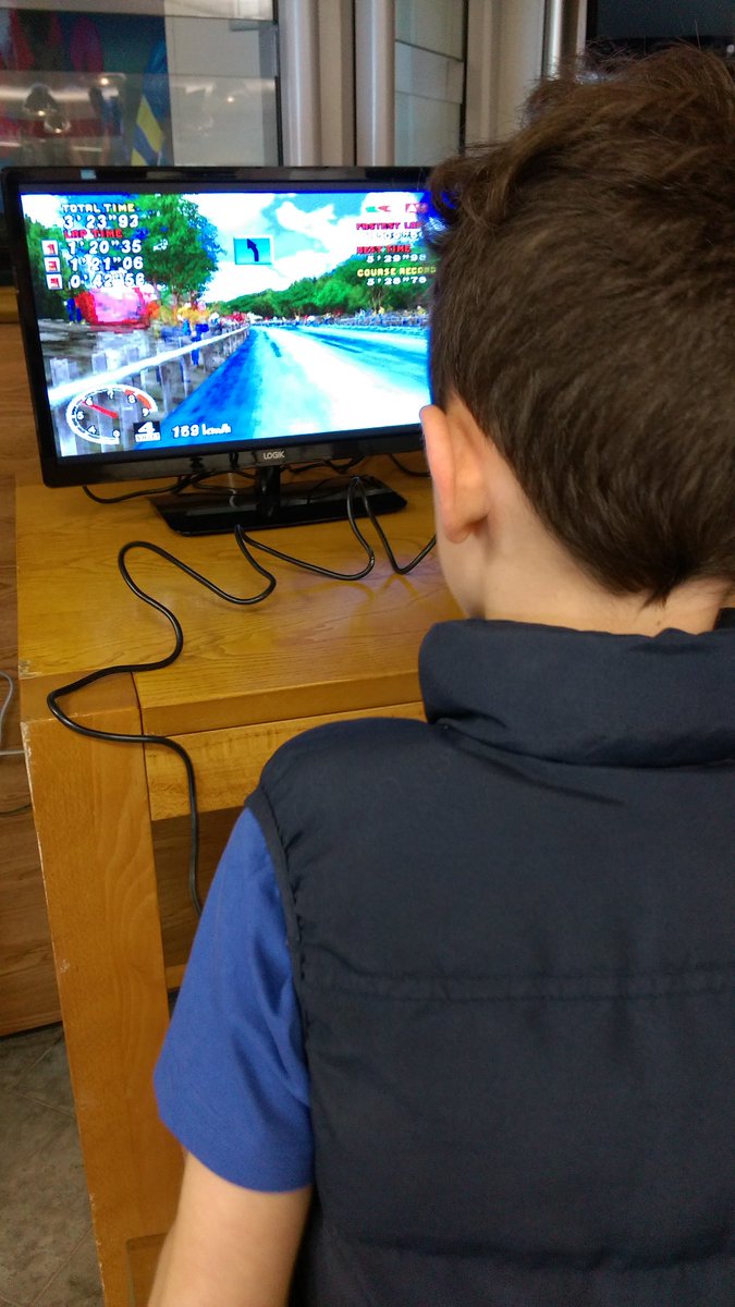 PokeShowsUK's tweet photo. Retro gaming at the show, over 80 consoles with all the classics. #retrogames #retro https://t.co/kfbEOyWcuT