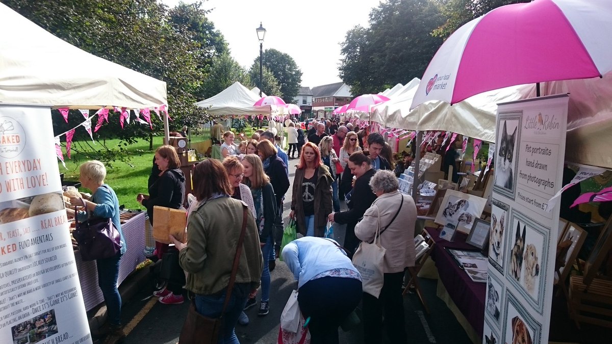 Tettenhall's tweet photo. #MakeItorBakeIt market in full swing now #Tettenhall https://t.co/xhMYii2fMV