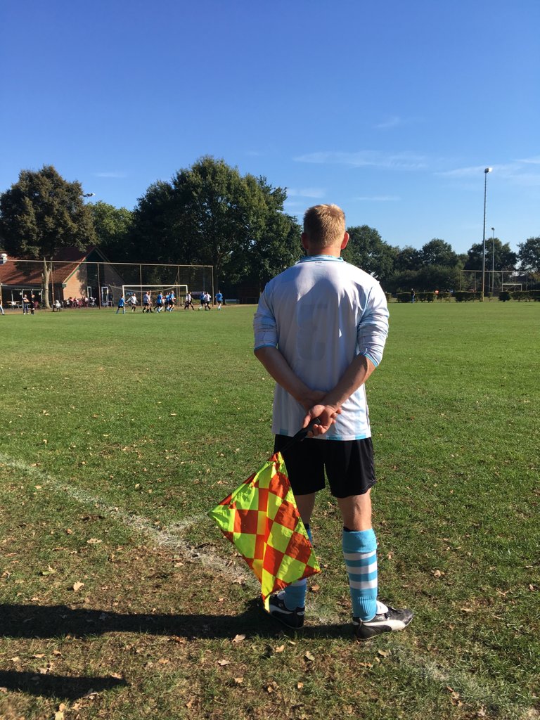 Juventa12_4's tweet photo. 6-2 verloren. Eerste helft slecht. 2e helft prima, maar te laat... https://t.co/vFOP6hOrTf