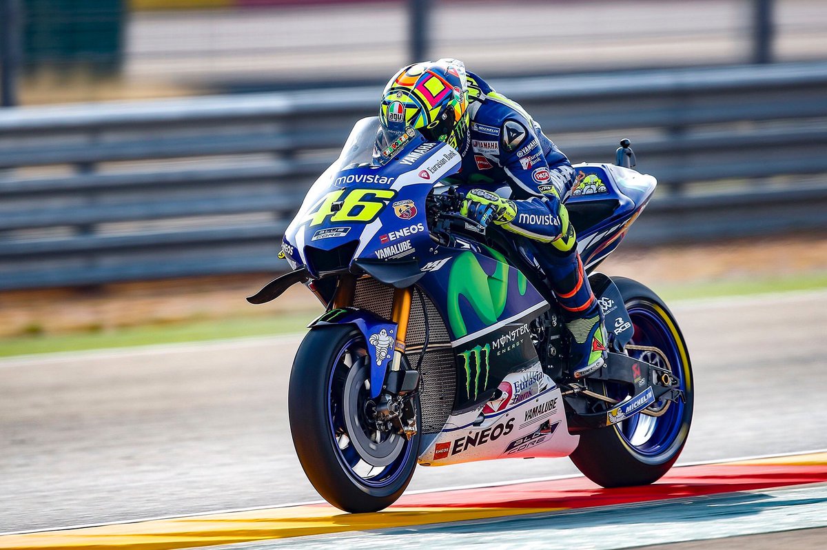 dewahoya's tweet photo. Yang dukung Valentino Rossi menang di #AragonGP coba mana RT-nya ☀️🇮🇹🌙 https://t.co/Y1nyQwDK6k