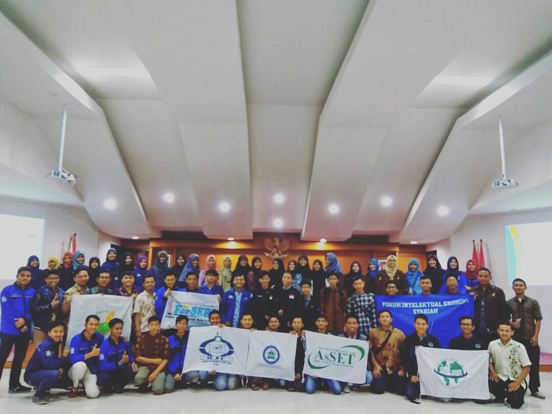 Hari ini KSEI CIES UNY menjadi tuan rumah dalam acara Raker Regional FoSSEI Yogyakarta 2016/2017