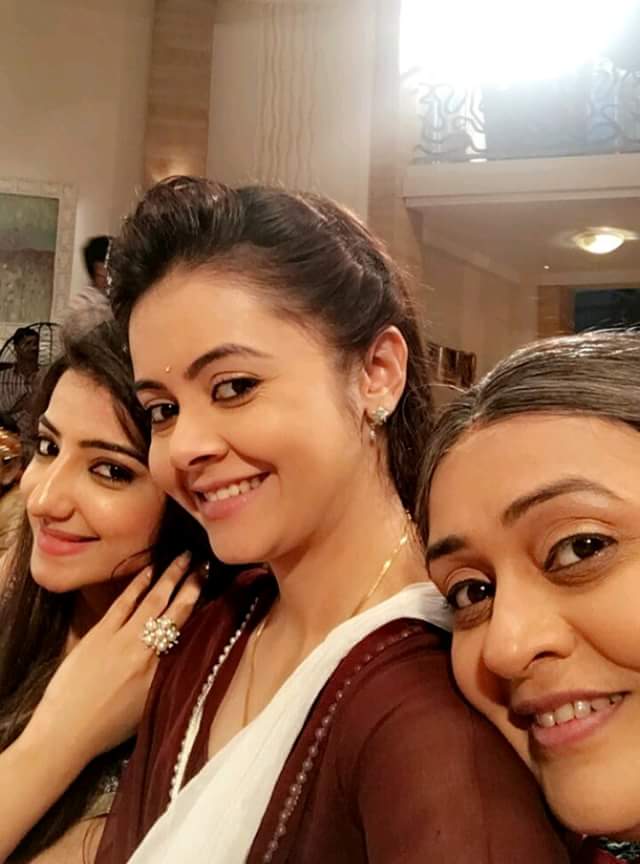 devoleena44's tweet photo. @devoleena2244 @sasan @vandugr8 
Devrani jethani #gopi #pari #devoleena #loveysasan https://t.co/qH2qUjh8dm