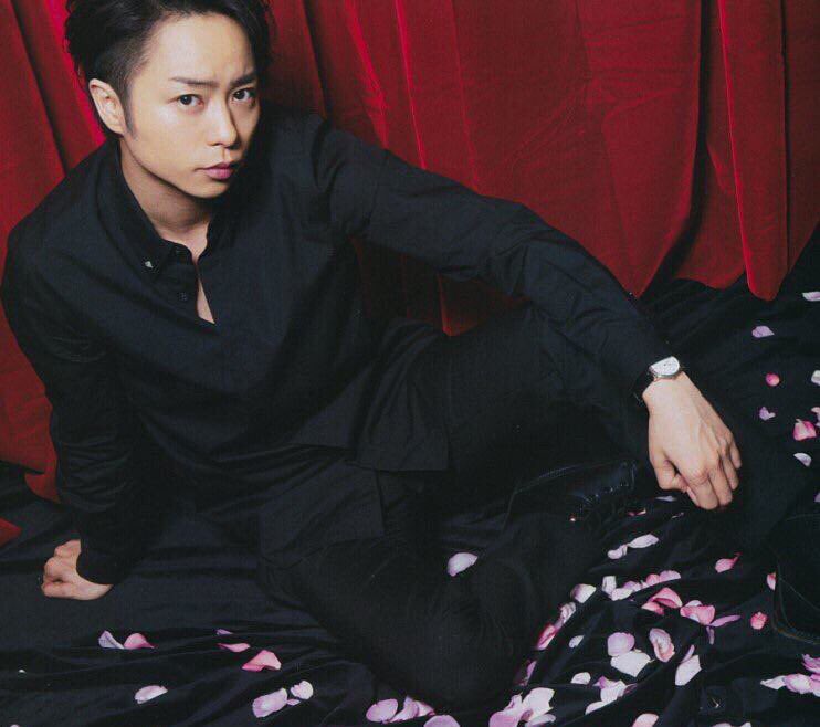 arsaono_25's tweet photo. やっべえな
もうほんとにカッコイイ😍💖🌹

.
#共感したらRT 
#櫻井翔が好きな人RT
#RTした人で気になった人フォローする https://t.co/K0PUz2l5vm