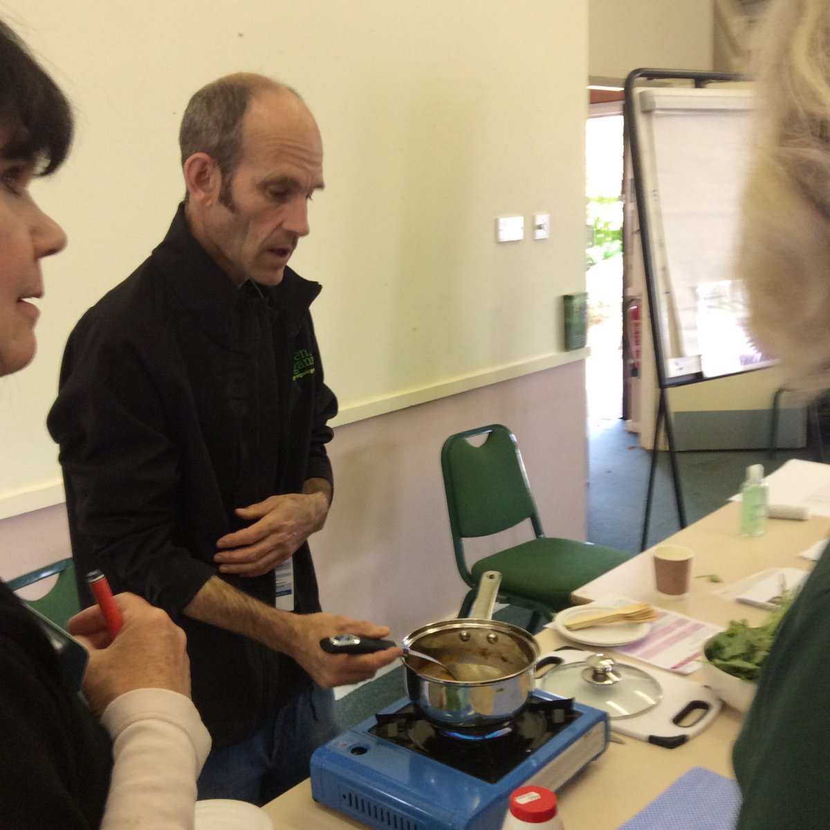 123topicalcat's tweet photo. @gardenorganicuk Anton running a session on using some unusual veg. One of the many great sessions at yesterdays conference #GOConf16 https://t.co/FiSOm5442y