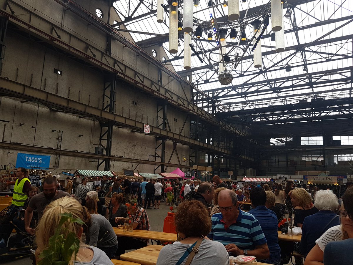 WJoosse's tweet photo. Prima sfeertje in de Machine Fabriek. #cuisinemachine https://t.co/5Xz6cZ6out