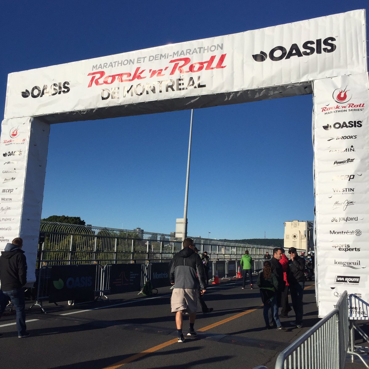 Bonne chance à tous ceux et celles qui prennent part à l'une des courses du marathon Oasis #RnRMTL !