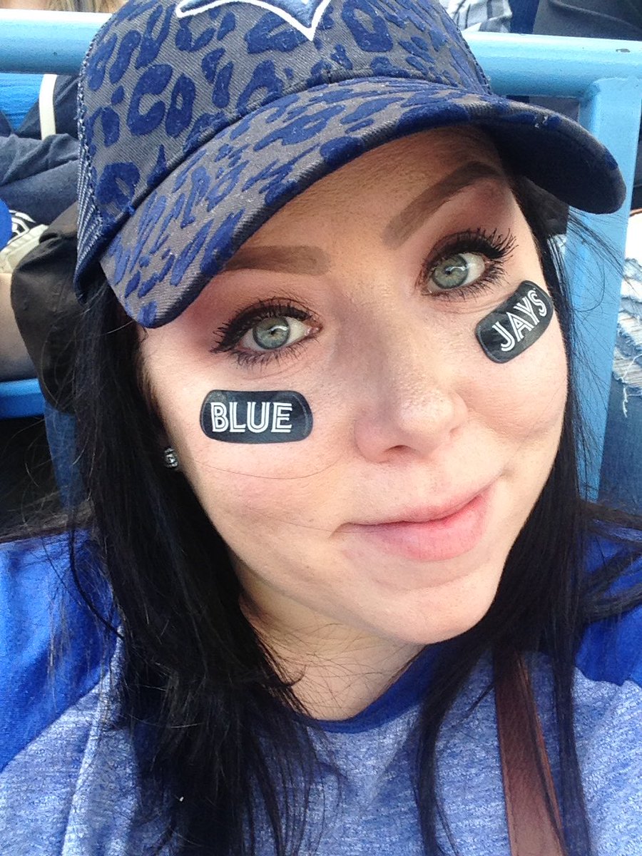 SamafromBSea's tweet photo. GO JAYS GO!! Section 530, Row 18. Hoping I #winacivic at the #BlueJays game 🤗🚙⚾️💙 https://t.co/LVAxLLSjY8