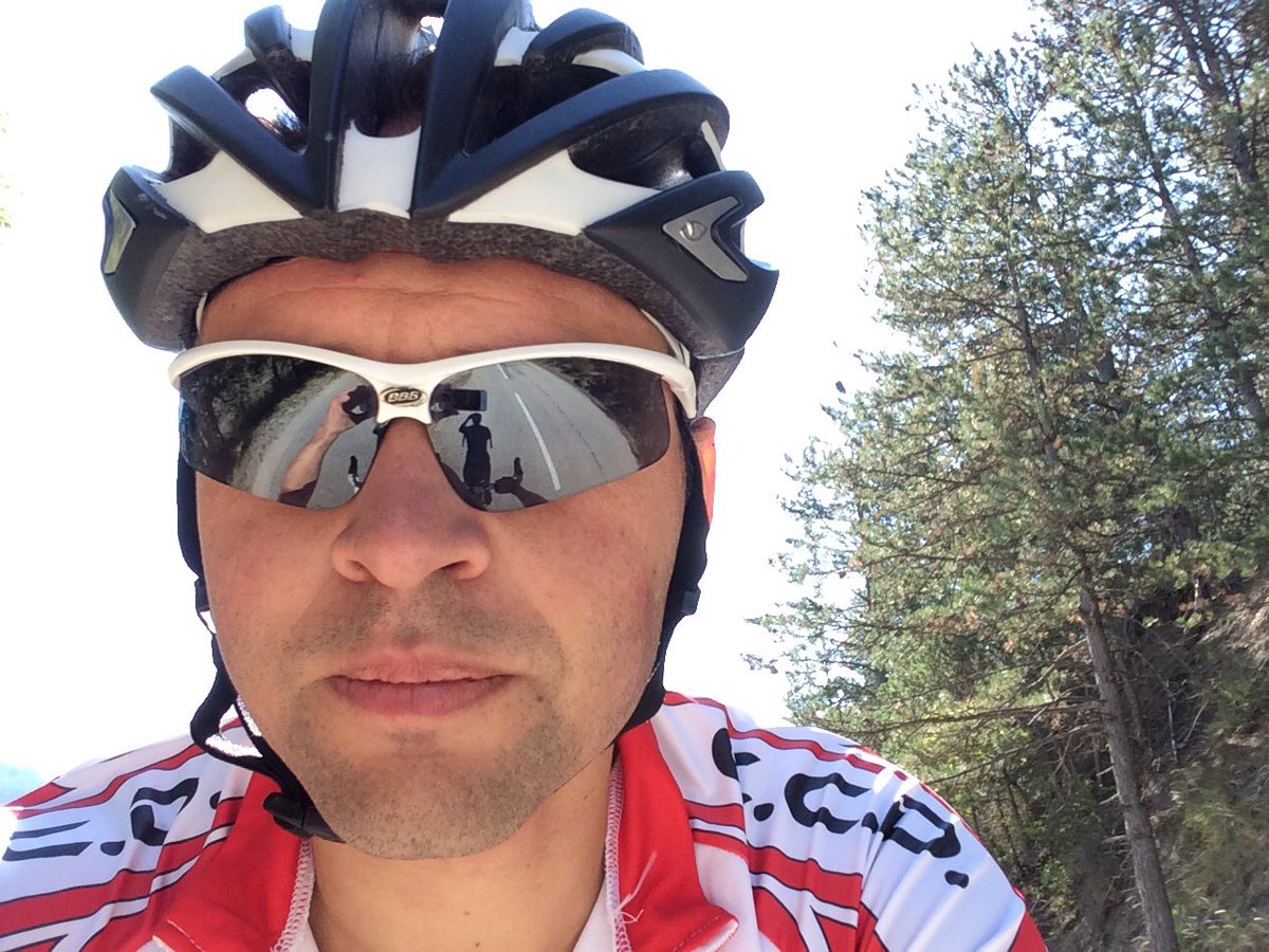 TBECHET's tweet photo. Aujourd'hui c'était la #Dromoise!
9eme édition tjs sous le soleil et dans la douleur ++++ !!!
Note pour plus tard: ça se prépare une course! https://t.co/o2boIxUPdN