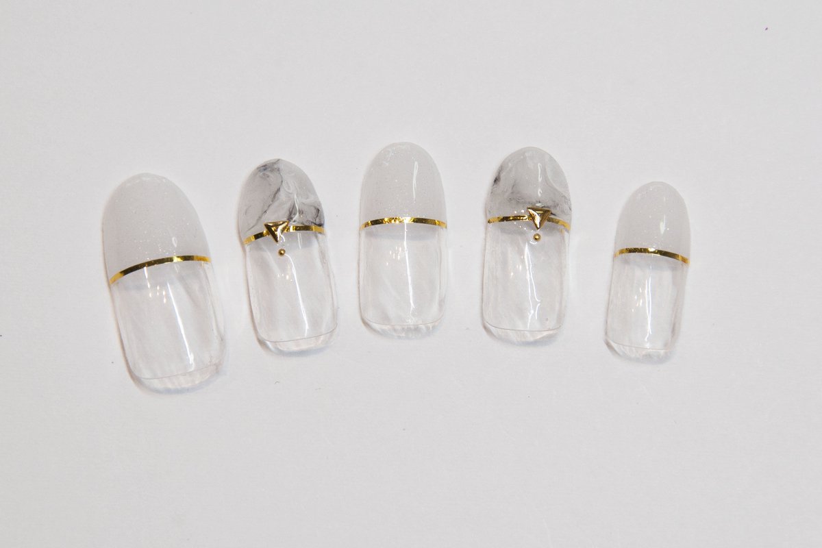 jolinailstokyo's tweet photo. Marble French with gold line https://t.co/LcCWGbJFzS