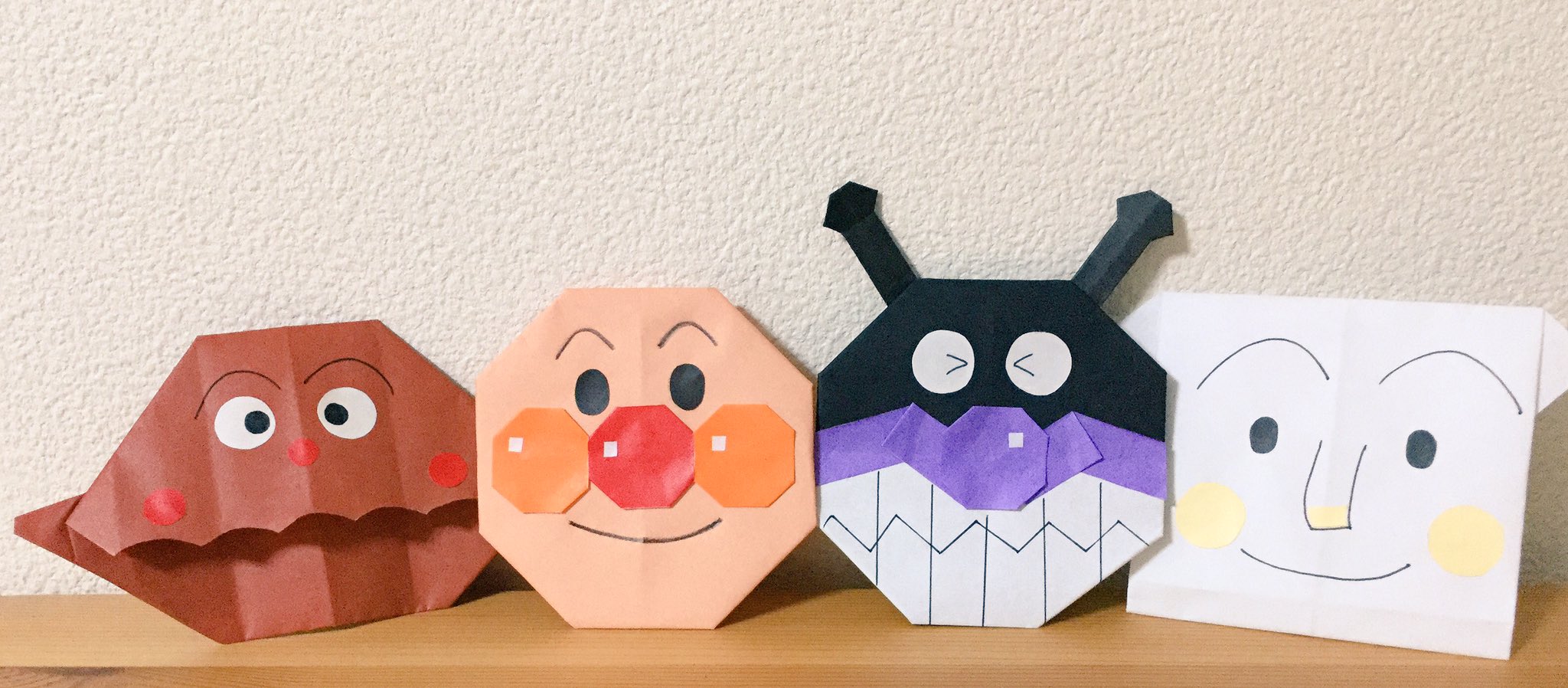 Origami 在 Twitter 上 金杉登喜子さんの本 キャラクターいっぱいのげんきなおりがみ 榎本宣吉さんの本 キャラクター いっぱいのかわいいおりがみ より カレーパンマン アンパンマン ばいきんまん しょくぱんまん を作ってみました アンパンマン