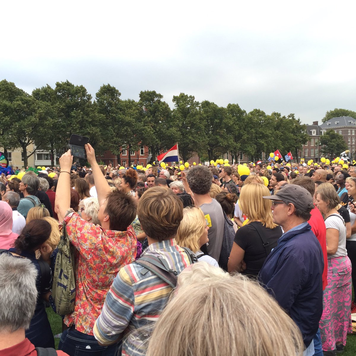 SadetKarabulut's tweet photo. Museumplein. NL van ieder1. #samenNL https://t.co/wQTxpwue3X