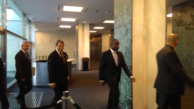 Προβολή εικόνας στο Twitter