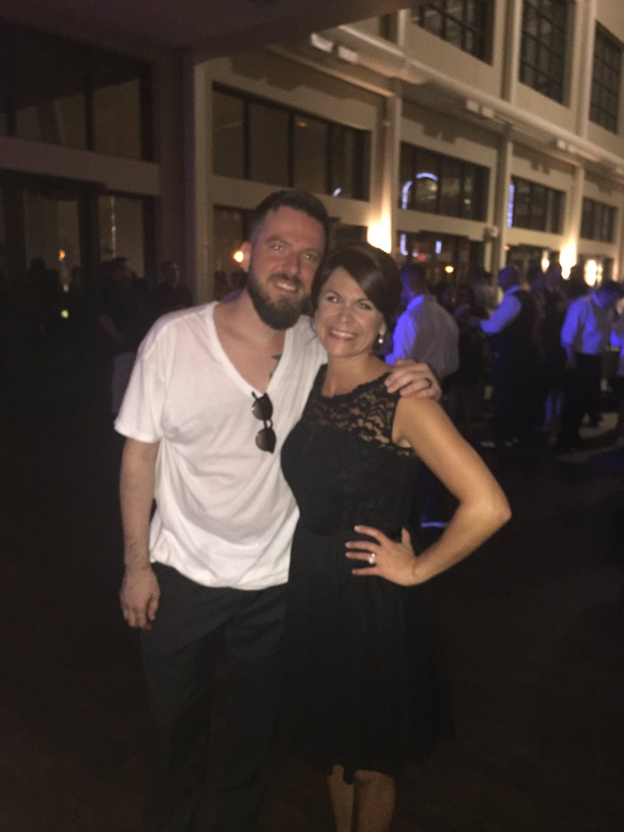 ScheatTisch's tweet image. My little bro got married!