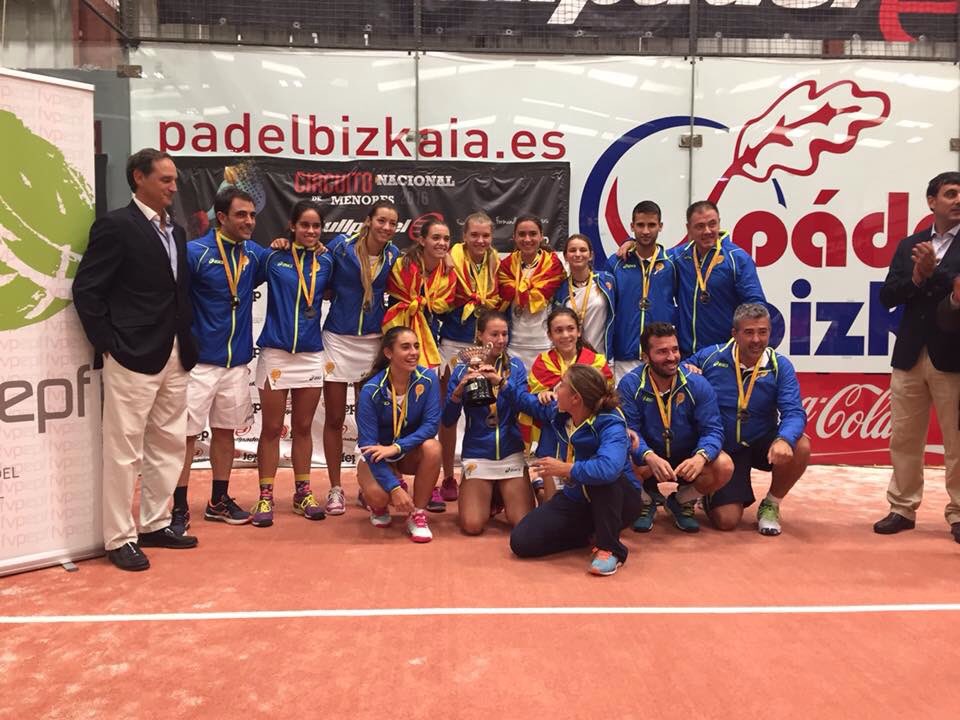 Campiones d Espanya !!Per segon any consecutiu,molt grans !💪🎾 <a href="/Justtenpadel/">JUST TEN</a> <a href="/MADFORM/">MADFORM</a> <a href="/FCatalanaPadel/">FCP - Federació Catalana de Pàdel</a> <a href="/Xpalasoficial/">XPalas</a>