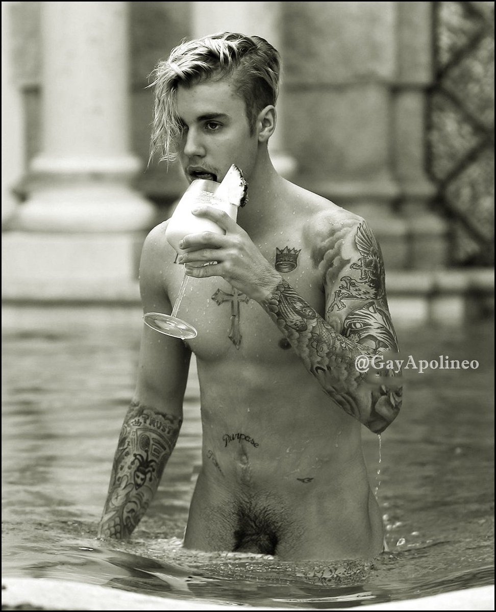 Nude justin uncensored bieber photo Justin Bieber