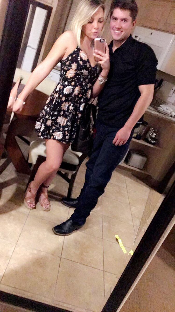 maddsrivers's tweet photo. "You only turn 20 once." Happy birthday sugar I hope you enjoy your last year of illegal drinking 🎉😉 https://t.co/5kA8BmZS0t