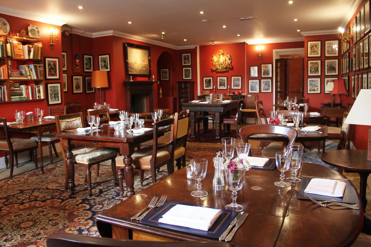 Empire Room tweet media