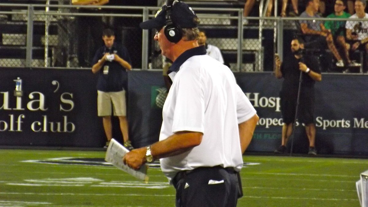 #BREAKING @FIU fires head football coach Ron Turner bit.ly/2cuwP2e?utm_me… https://t.co/TTRNPRCZ5z