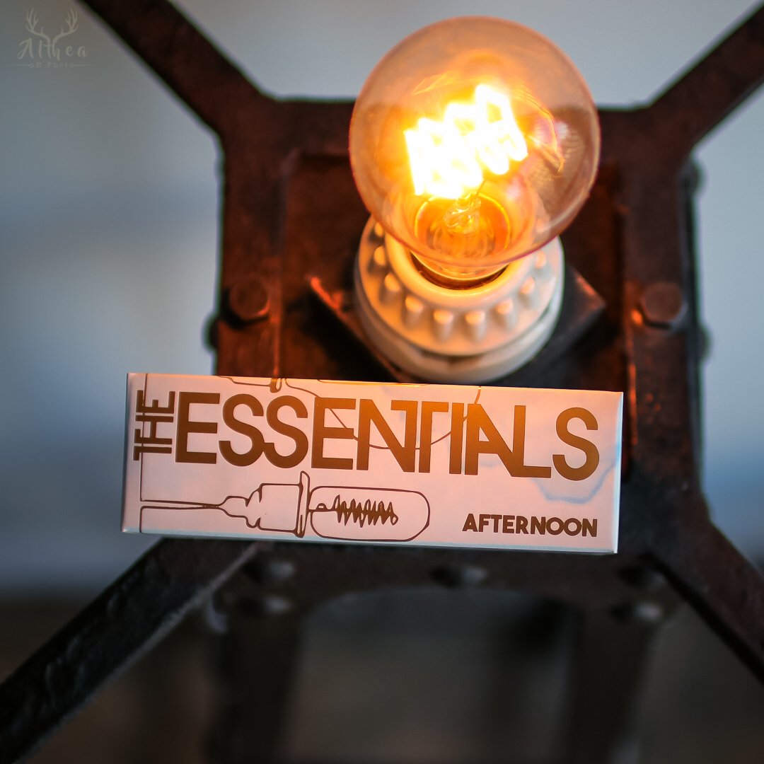 Essentials_Vape's tweet photo. Lazy Sunday afternoons have never been this good. #vapetheEssentials https://t.co/YFpJu8rhf3