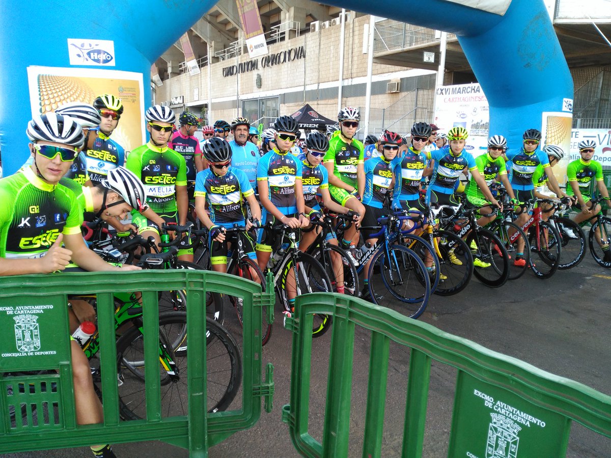 CT_Arocam_Cad's tweet photo. Entretenida mañana en la Marcha Cicloturista @CyR_Cartagena con @Arocam_Cadete y @Esetec_Junior casi al completo! https://t.co/5QJ8Yakgn4