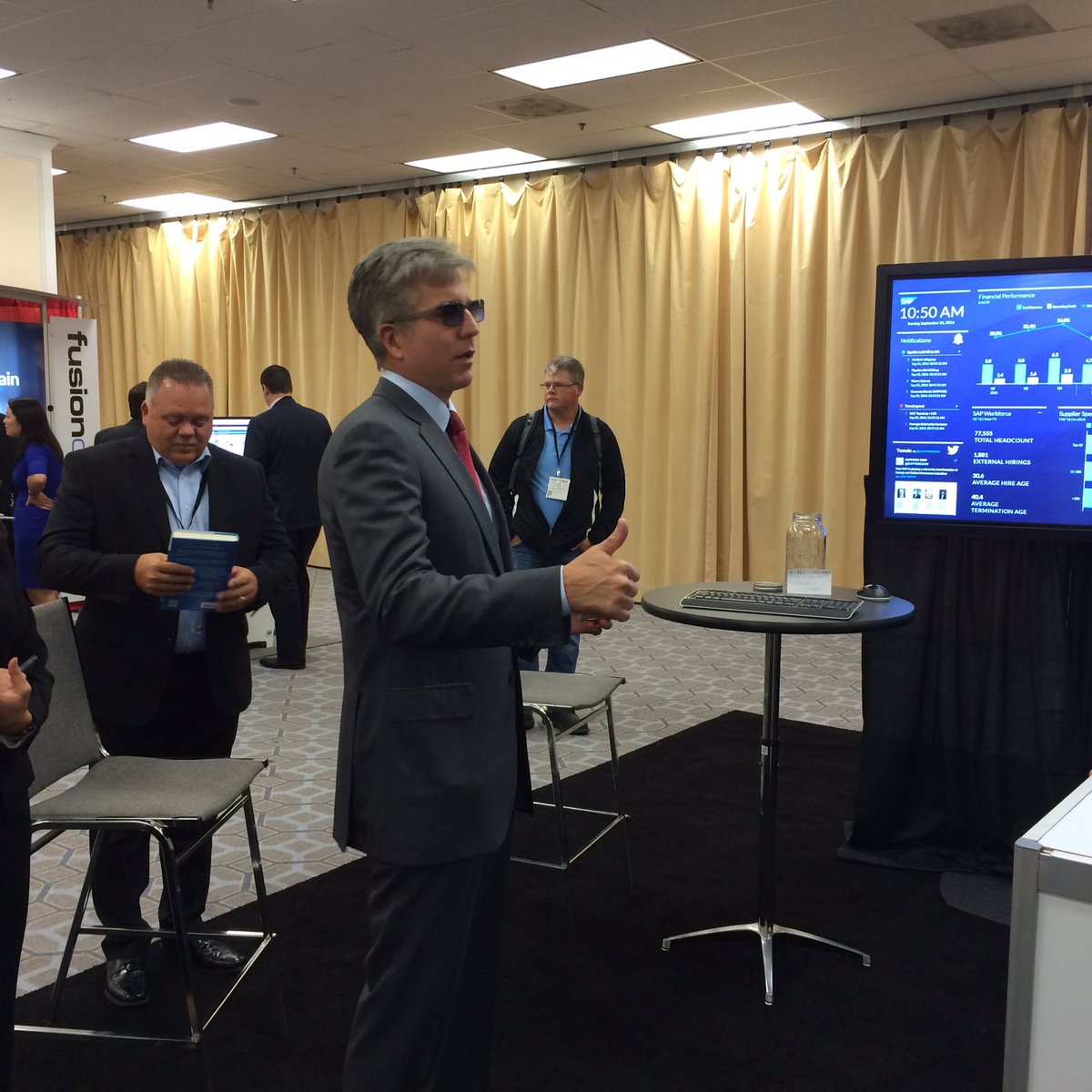 KMADDEN101's tweet photo. @SCMatSAP #billrmcdermot stops by the SAP Digital Board Room #APICS2016 https://t.co/C4cVdUROOv
