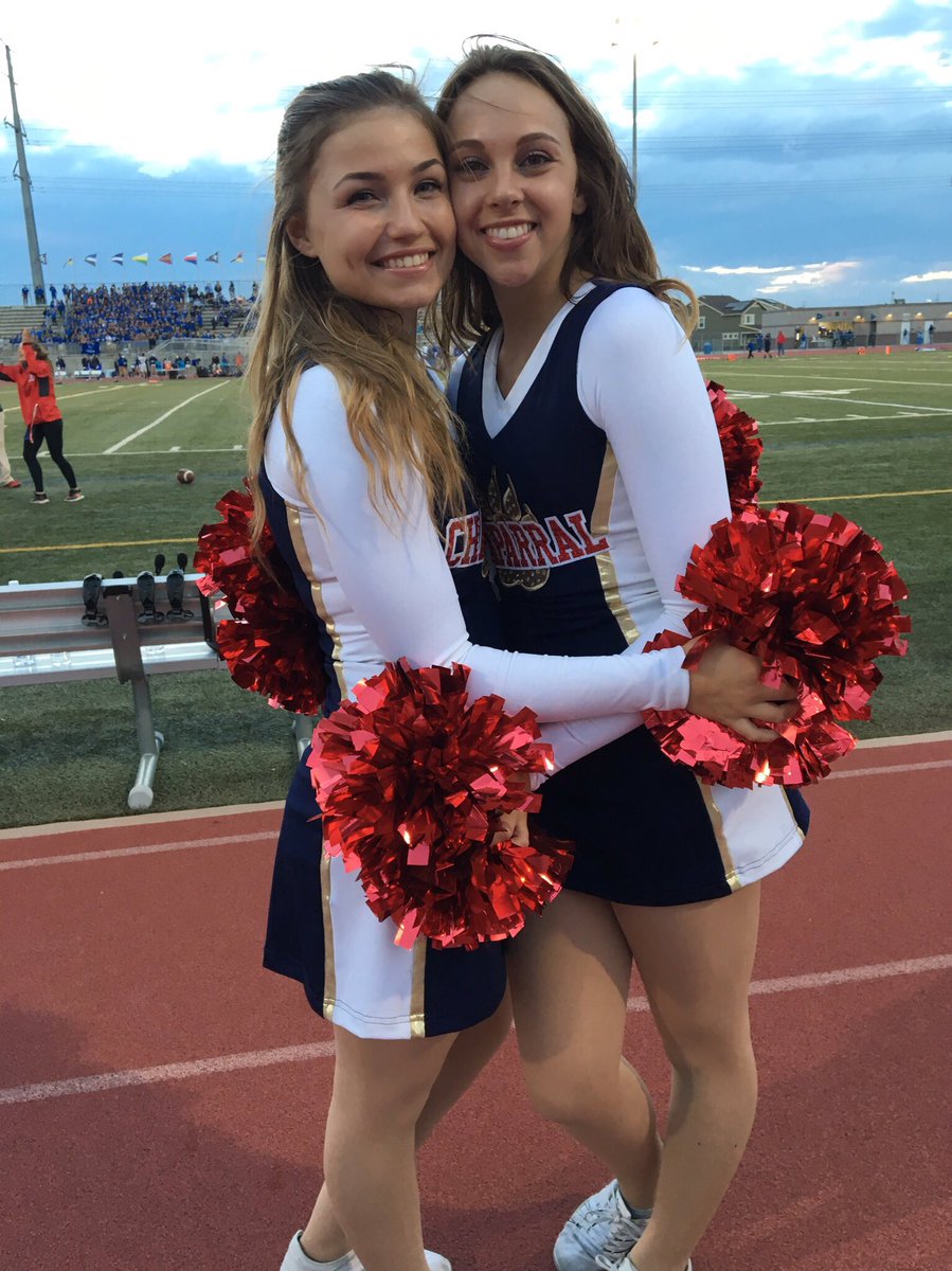 LexiStephen1's tweet photo. s/o to all the people who made this week the best one of the year😻❣ #ChapHoco2016 https://t.co/w6BLSaK0xY