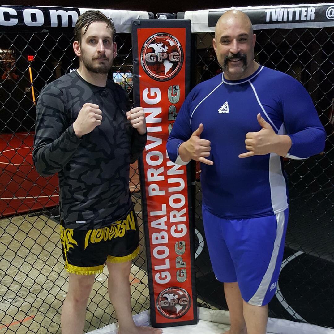 WarriorIsland1's tweet photo. #InstaSize felt great to train BJJ and MMA at hands up studios at the coliseum fight club #handsupstudios #coliseumFightClub #renzograciebjj https://t.co/cm3Feb3ND3