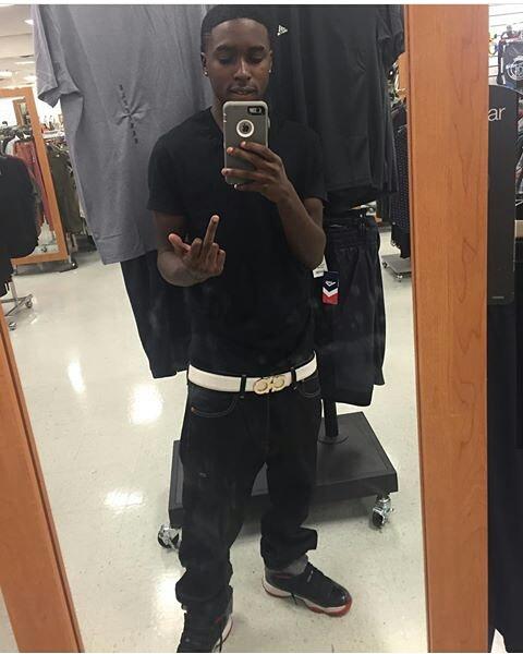 e_kvvsh's tweet photo. You will be truly missed 🙇💖 love you baby boy 😥 #ripdemoe #demoeworld https://t.co/NpyZ6FD5LW