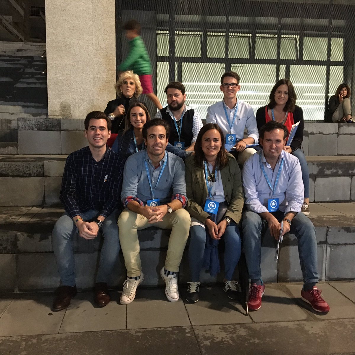 PabloZalba's tweet photo. Misión cumplida.Gracias: @Cristinasanzpna @juanchoex @inigo_isturiz @paulacu @asobejano @pelustondo @Raque_7 y @PPNavarra @nngg_navarra #25S https://t.co/xDO8GzVaLx