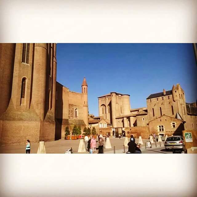 carlitapolka's tweet photo. 🌞📷🌞Derrière la Cathédrale Sainte-Cecile🌞Albi🌞S.Peytavi🌞 https://t.co/d14R0w8pNn