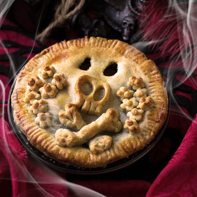 La Tarte aux pommes empoisonnée de Blanche Neige troismadeleines.com/recette-tarte-…