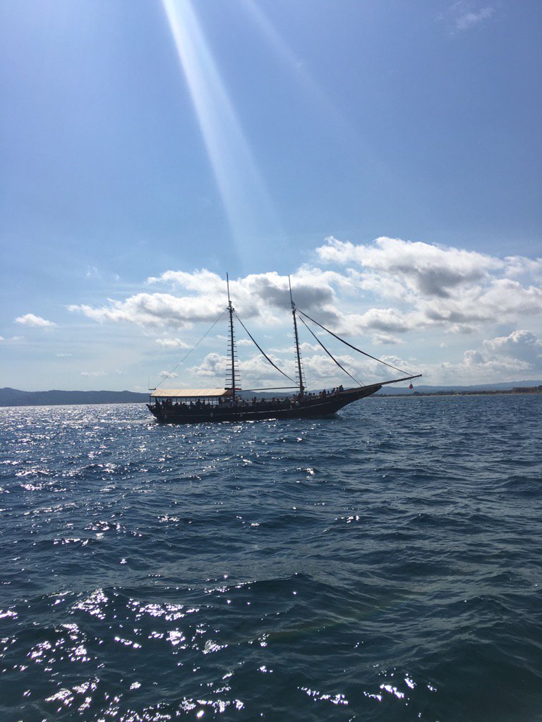 ramaricar's tweet photo. #corsarionegro #lestartit #PirateParty https://t.co/1nHSoE8QLz
