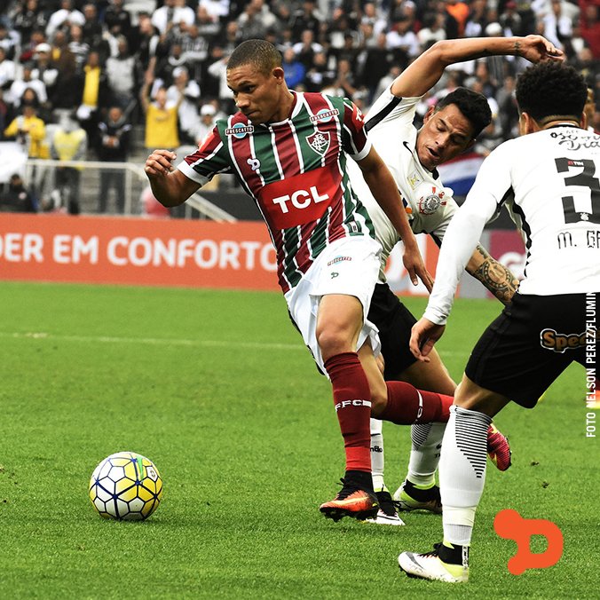 Licença ai irmão, guerreiro passando !!!
<a href="/FluminenseFC/">Fluminense F.C.</a> #DreamDefyDeliver #DRYWORLD