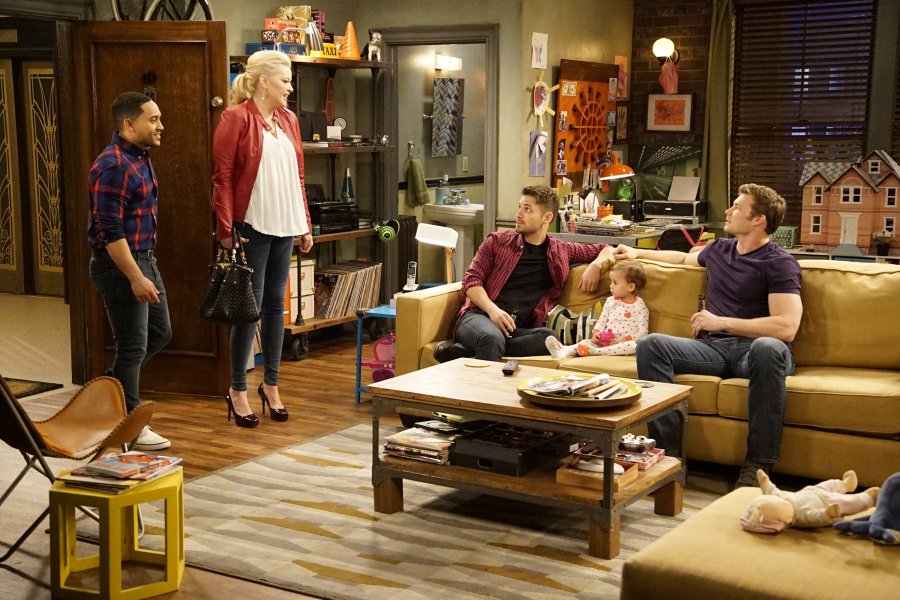 BabyDaddyTV's tweet photo. RT if you miss this family! #BabyDaddy https://t.co/LOlPIHXm22
