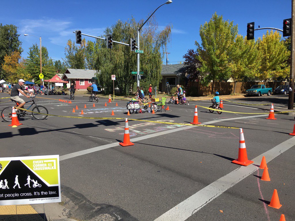SpringfieldSRTS's tweet image. Come try out the SRTS traffic garden @Sunday_Streets 26th &amp;amp; Hilyard