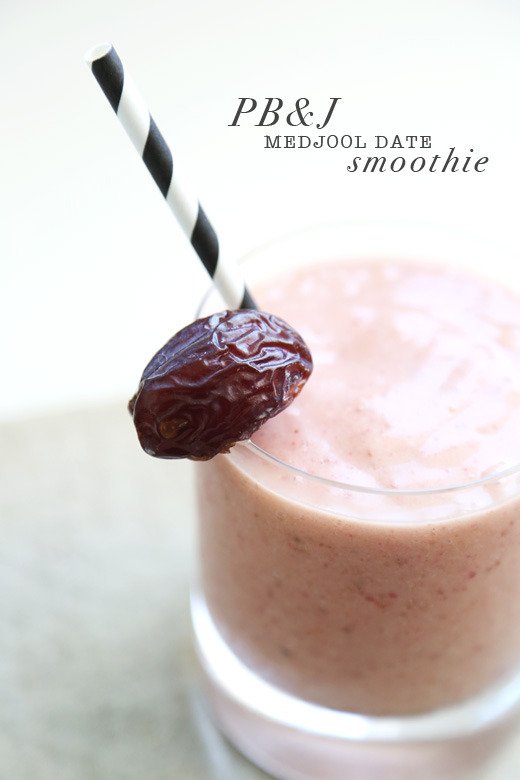 Check out this delicous PB&amp;J smoothie from @eatrabbitfood #yummy #healthy