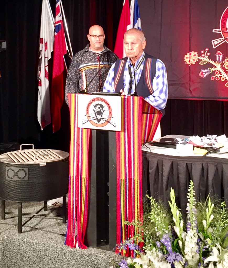 MBMetis_MMF's tweet photo. #Metis Elder George Fleury offers a prayer of thanks for a successful #AGA2016 and a blessing for all attending. https://t.co/DQVo91bs8O