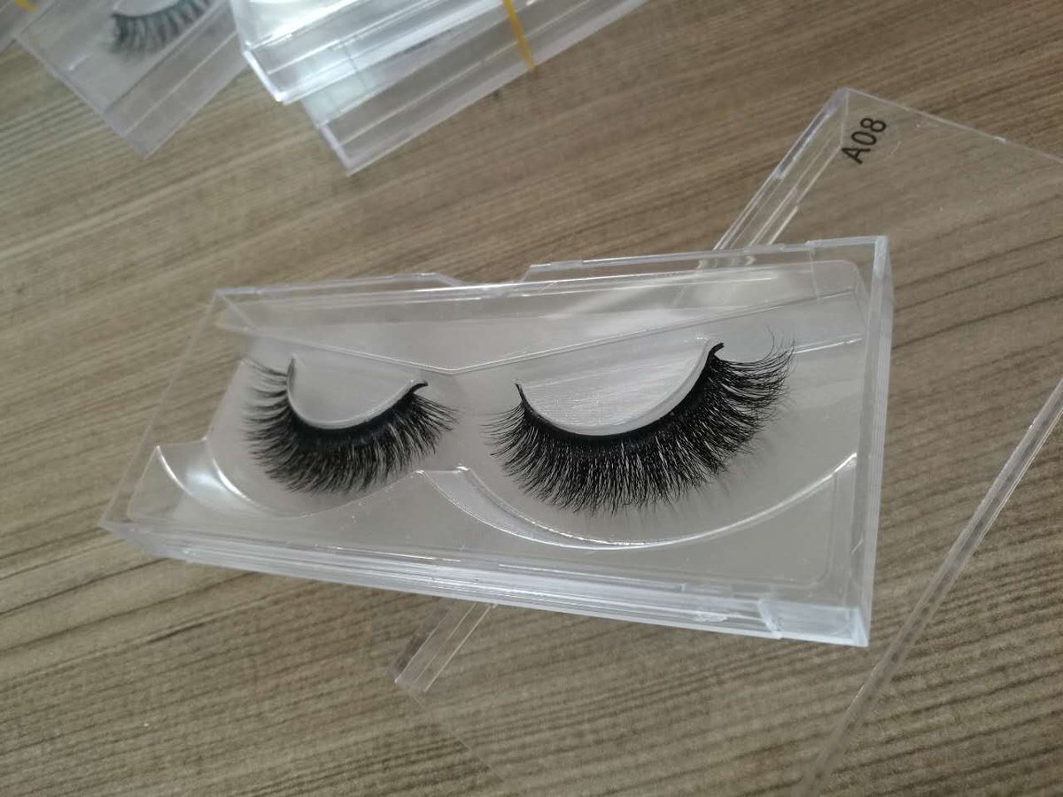 EvaYoungeva960's tweet photo. @Charlie_N_Brown Beautiful hair,  buy 3 bundles get $5 discount ; Beautiful eyelash , buy 3 pairs get 1 pair free , get the good chance . https://t.co/vqFZXfzE4y